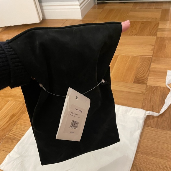 THE ROW Small Glove Bag - Picture 5 of 9